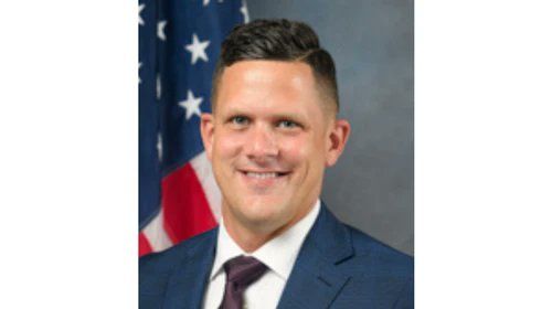 oh my god twitter doesn’t include alt text from images in their API