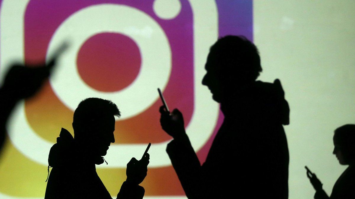 oh my god twitter doesn’t include alt text from images in their API