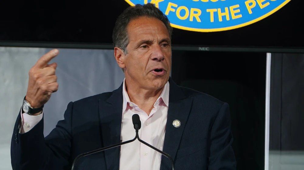 oh my god twitter doesn’t include alt text from images in their API